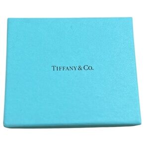 Tiffany & Co. Signature Blue jewelry Box with cotton